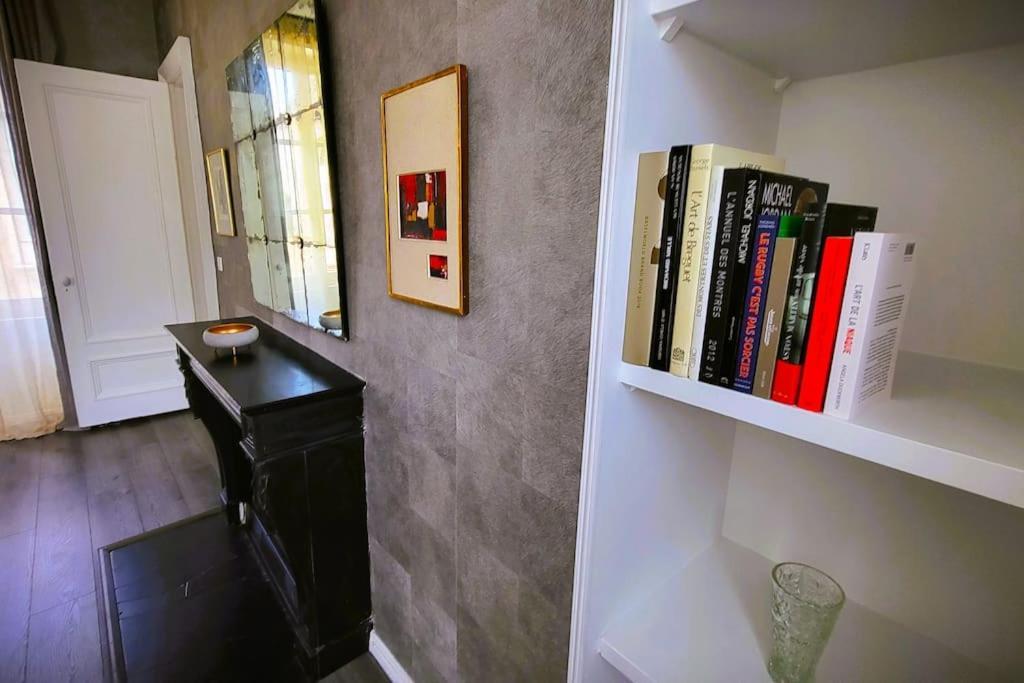 Appartement De La Bibliotheque Μπεζανσόν Εξωτερικό φωτογραφία