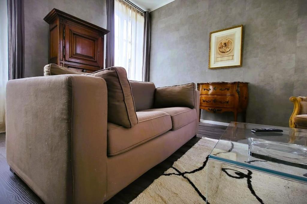 Appartement De La Bibliotheque Μπεζανσόν Εξωτερικό φωτογραφία